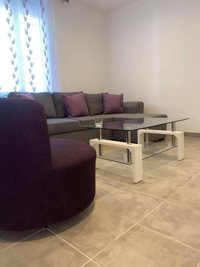 Maison Cosy Centre De Ним Екстериор снимка